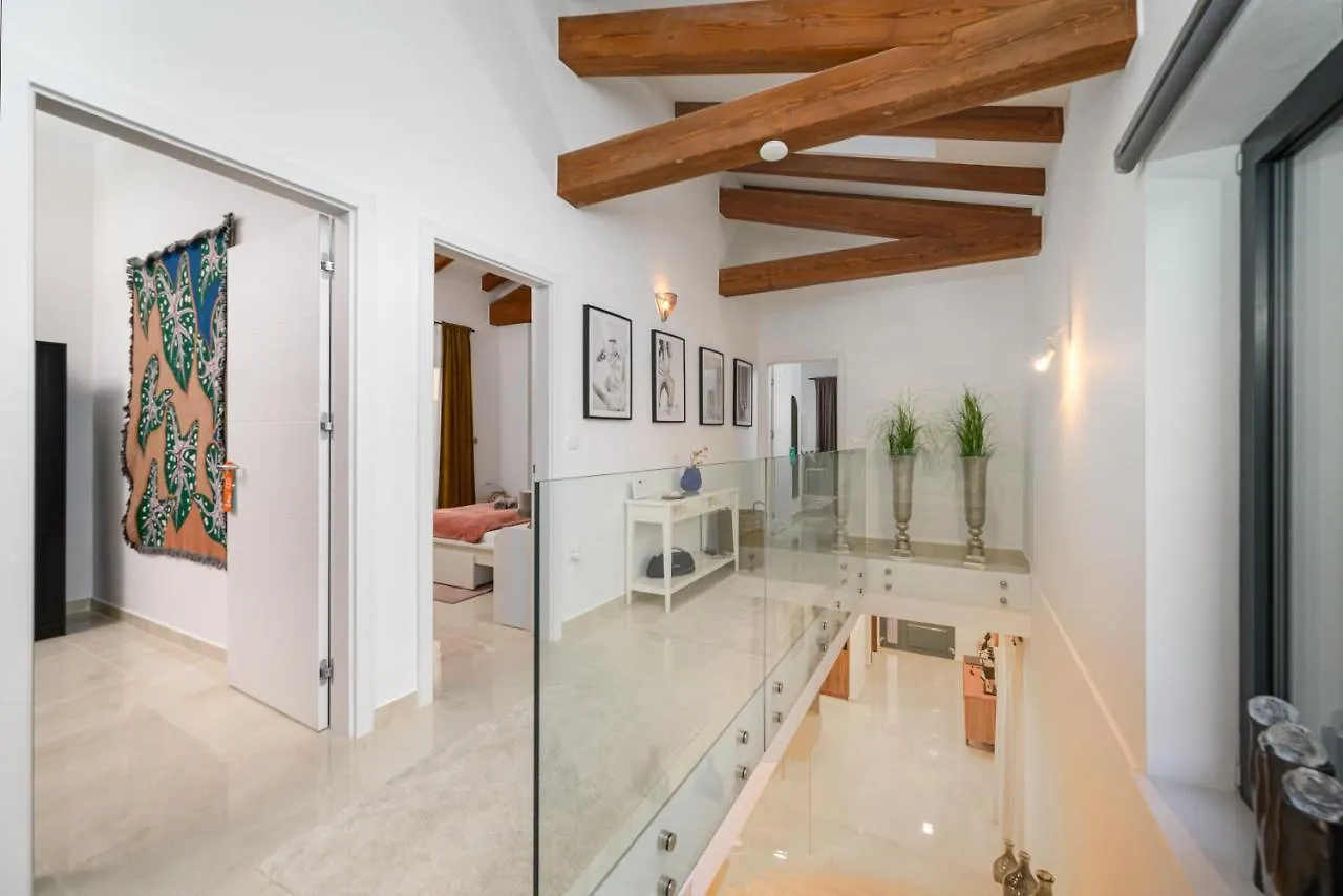 Villa Linnelle Seaview- Rovinj, Heated Pool Burići