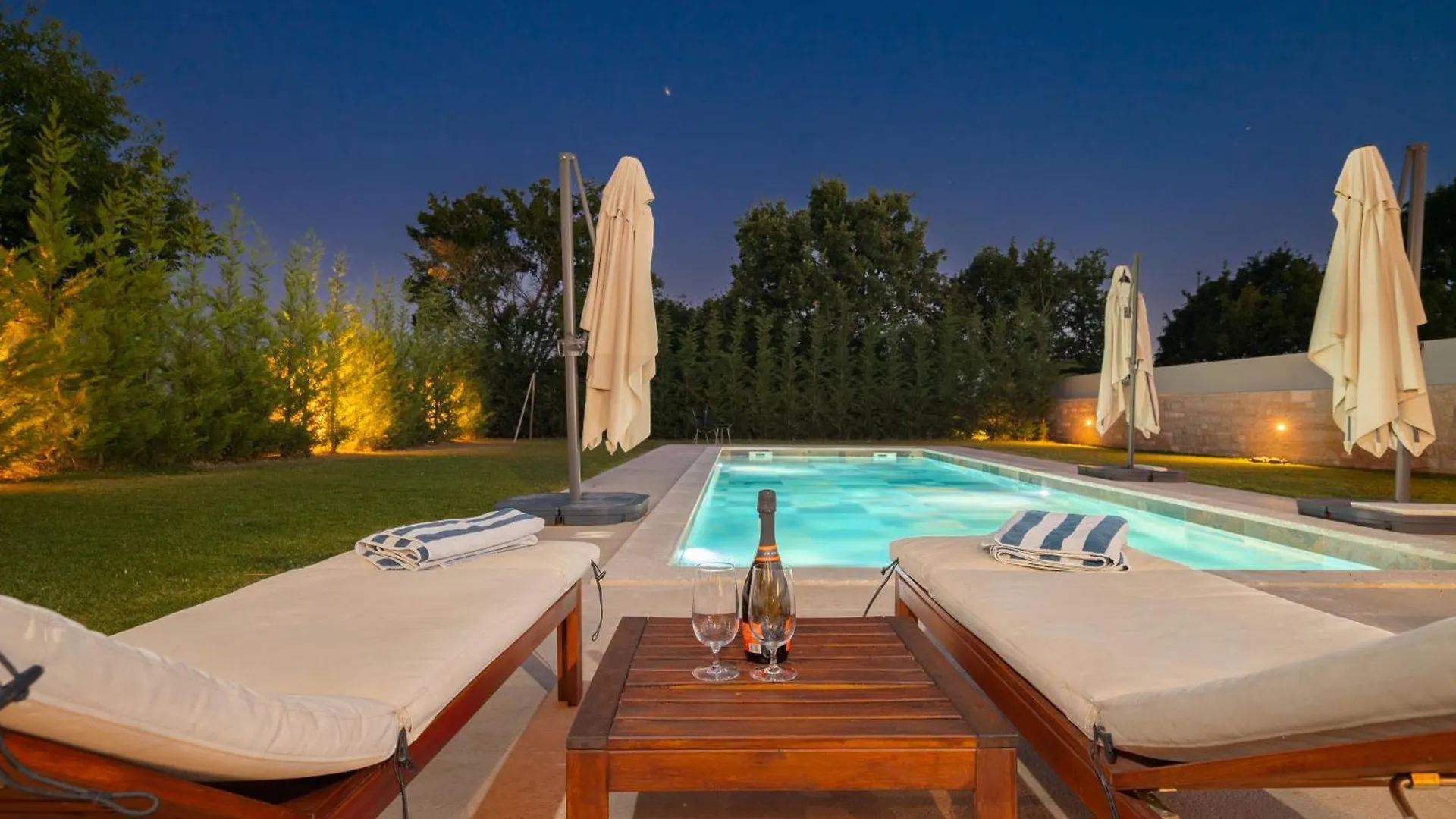 Villa Linnelle Seaview- Rovinj, Heated Pool Burići