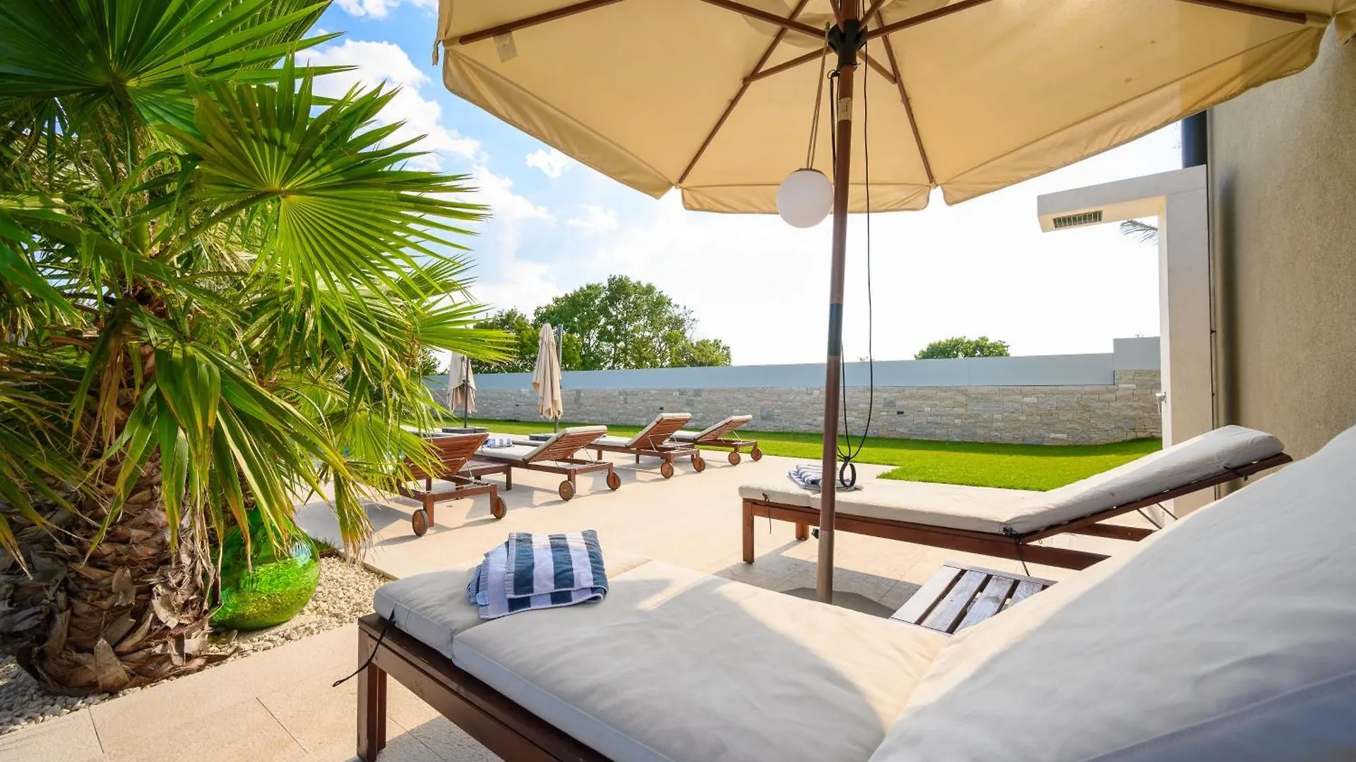 Villa Linnelle Seaview- Rovinj, Heated Pool Burići 0*,  Croácia